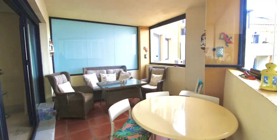 Долгосрочная аренда апартаментов на среднем этаже в San Pedro de Alcántara 20