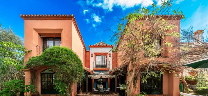 Alquiler a largo plazo de villa independiente en Guadalmina Baja 0