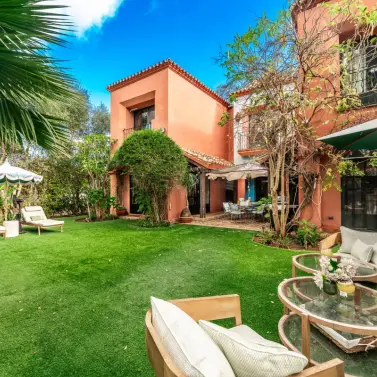 Long-term rent of detached villa in Guadalmina Baja