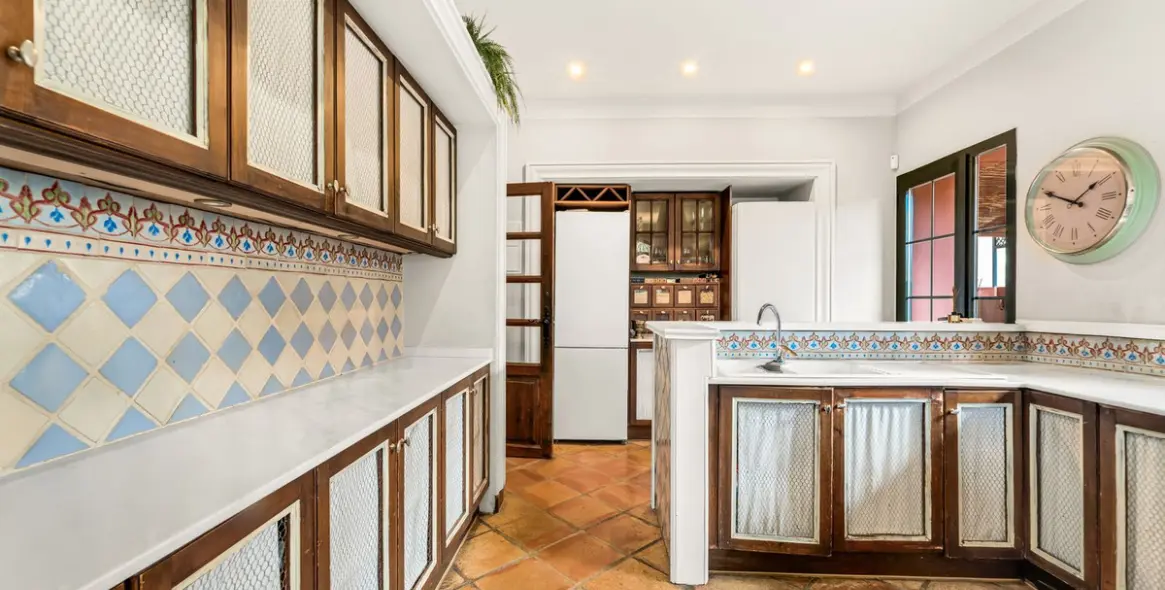 Долгосрочная аренда  отдельно стоящей виллы в Guadalmina Baja 13