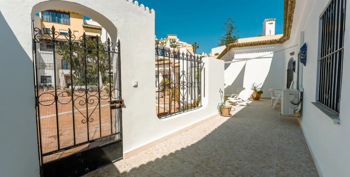 Краткосрочная аренда таунхауса в Puerto de Cabopino 20