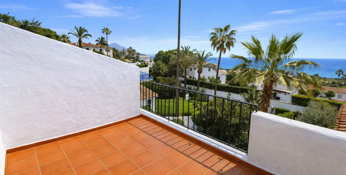 Продажа таунхауса в Casares Playa 13