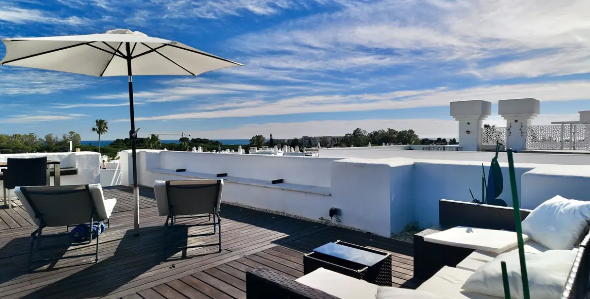 Продажа двухуровневого пентхауса в El Paraiso 26