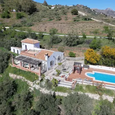 Sale of detached villa in Cómpeta