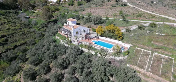 Sale of detached villa in Cómpeta 3