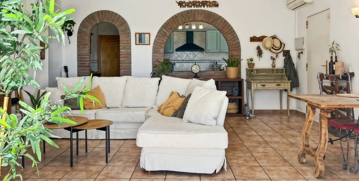 Sale of detached villa in Cómpeta 9