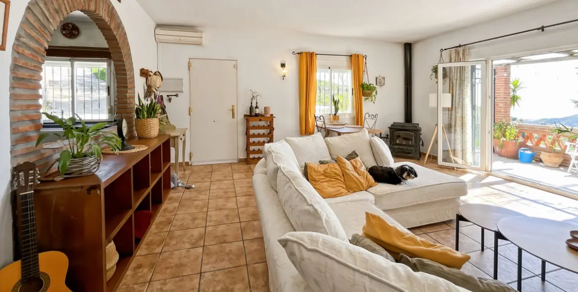 Sale of detached villa in Cómpeta 12