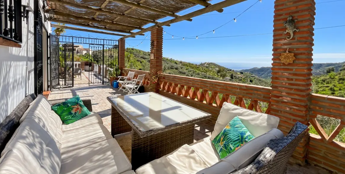 Sale of detached villa in Cómpeta 32