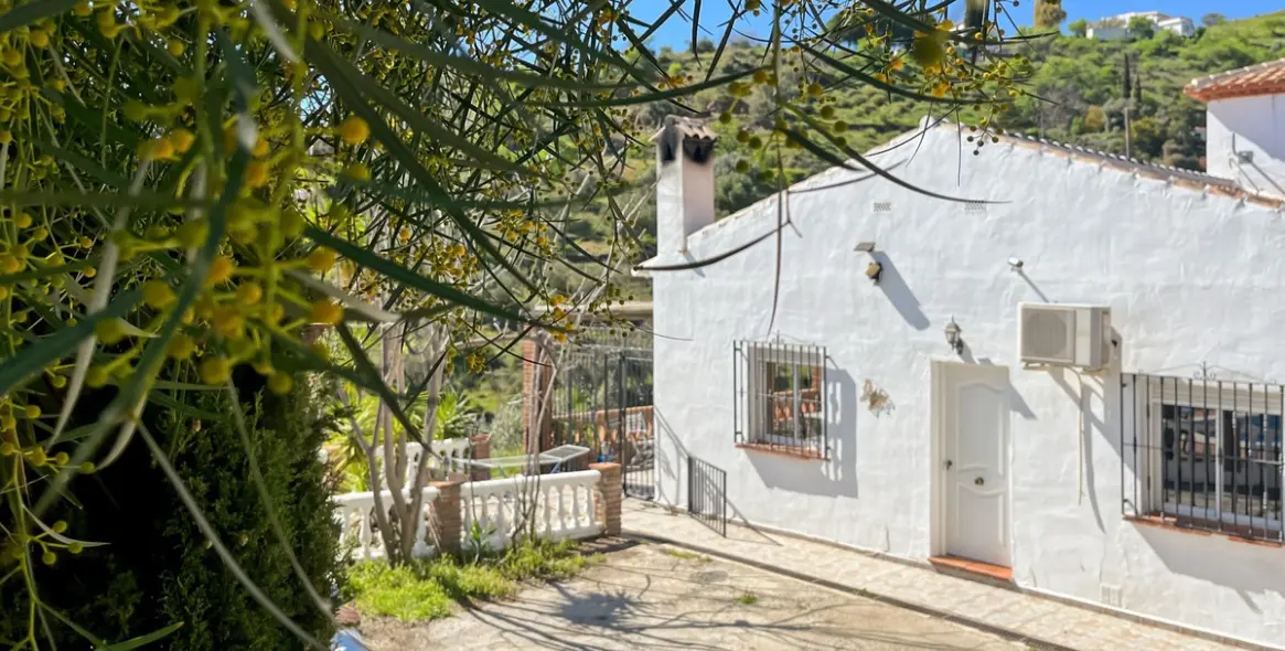 Sale of detached villa in Cómpeta 46