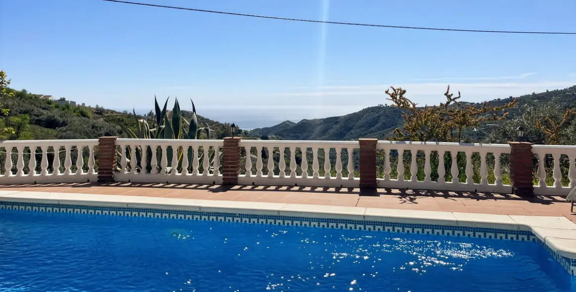 Sale of detached villa in Cómpeta 50