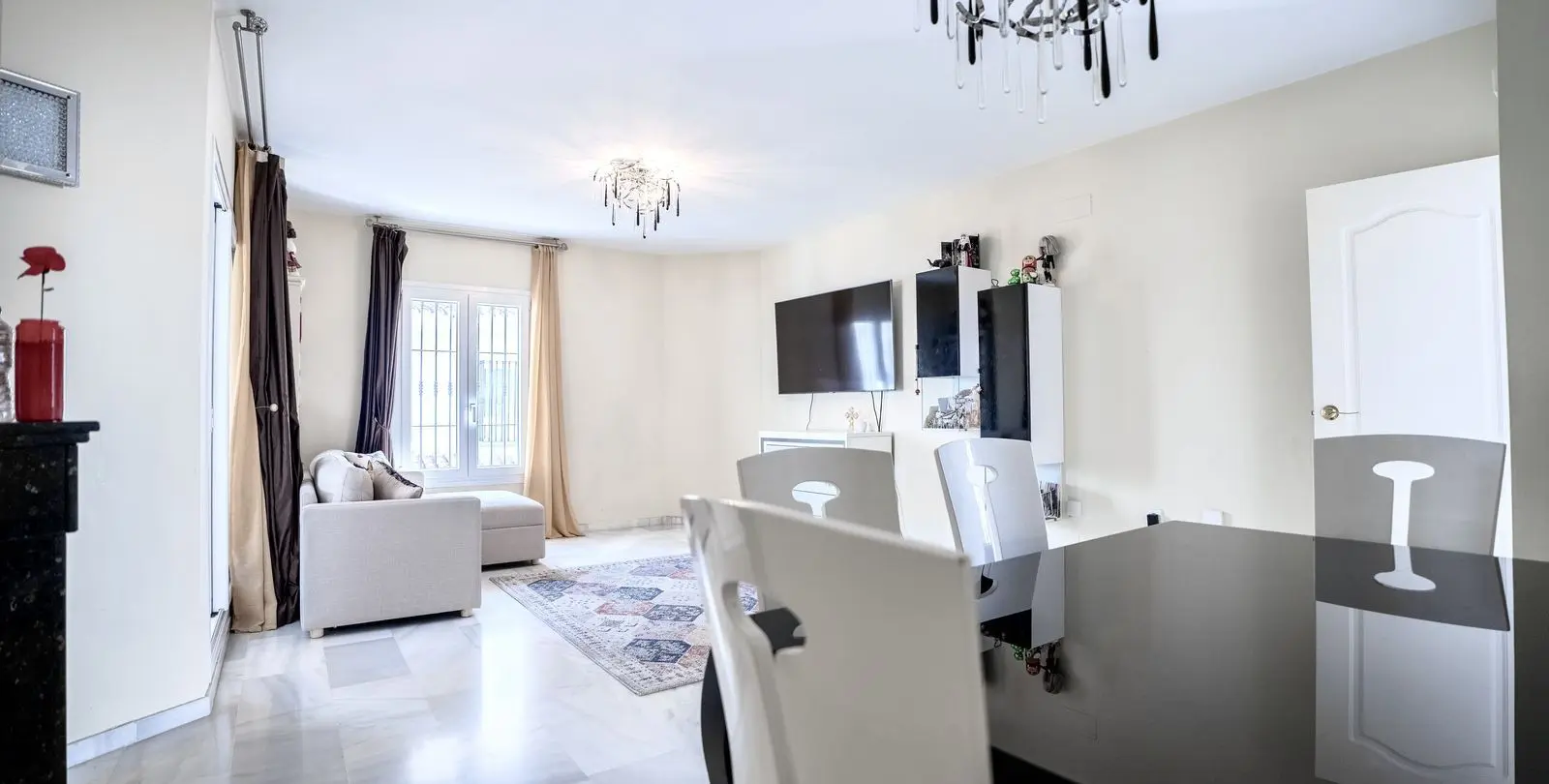 Sale of middle floor apartment in Nueva Andalucía 4