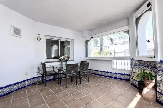 Image 6 thumb