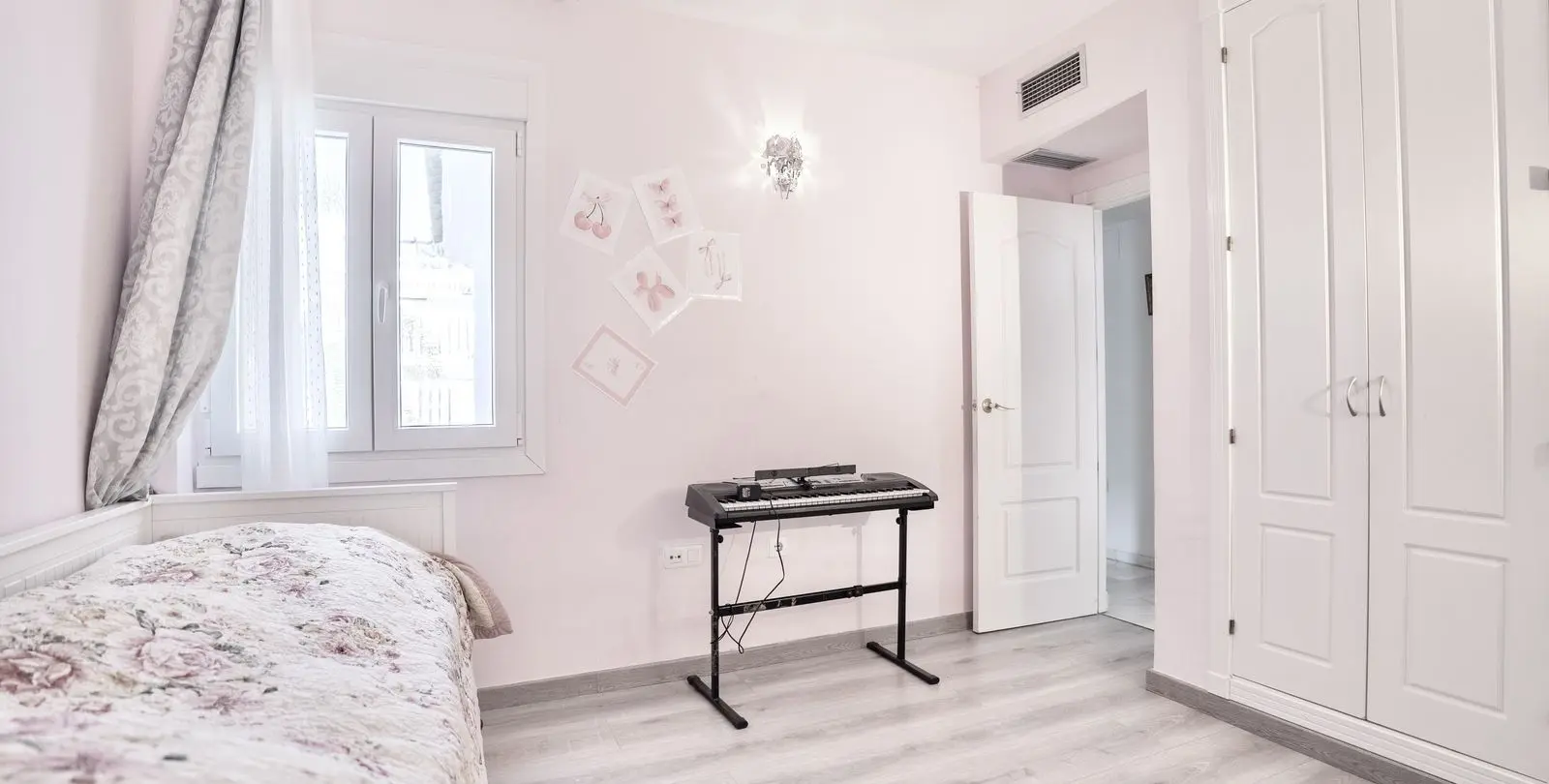 Sale of middle floor apartment in Nueva Andalucía 18