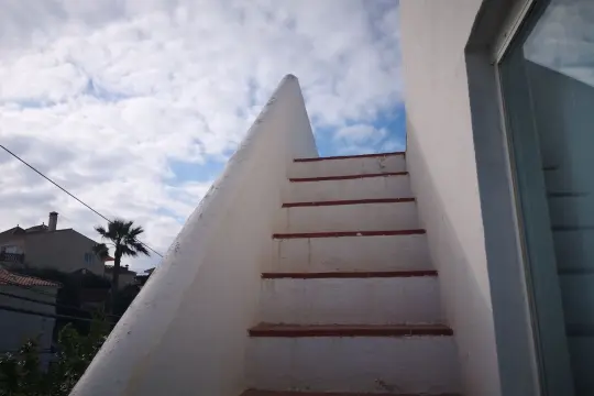 Image 7 thumb