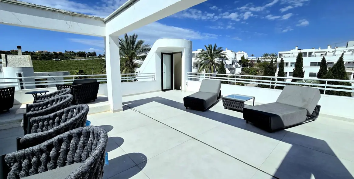 Продажа двухуровневого пентхауса в La Cala de Mijas 17