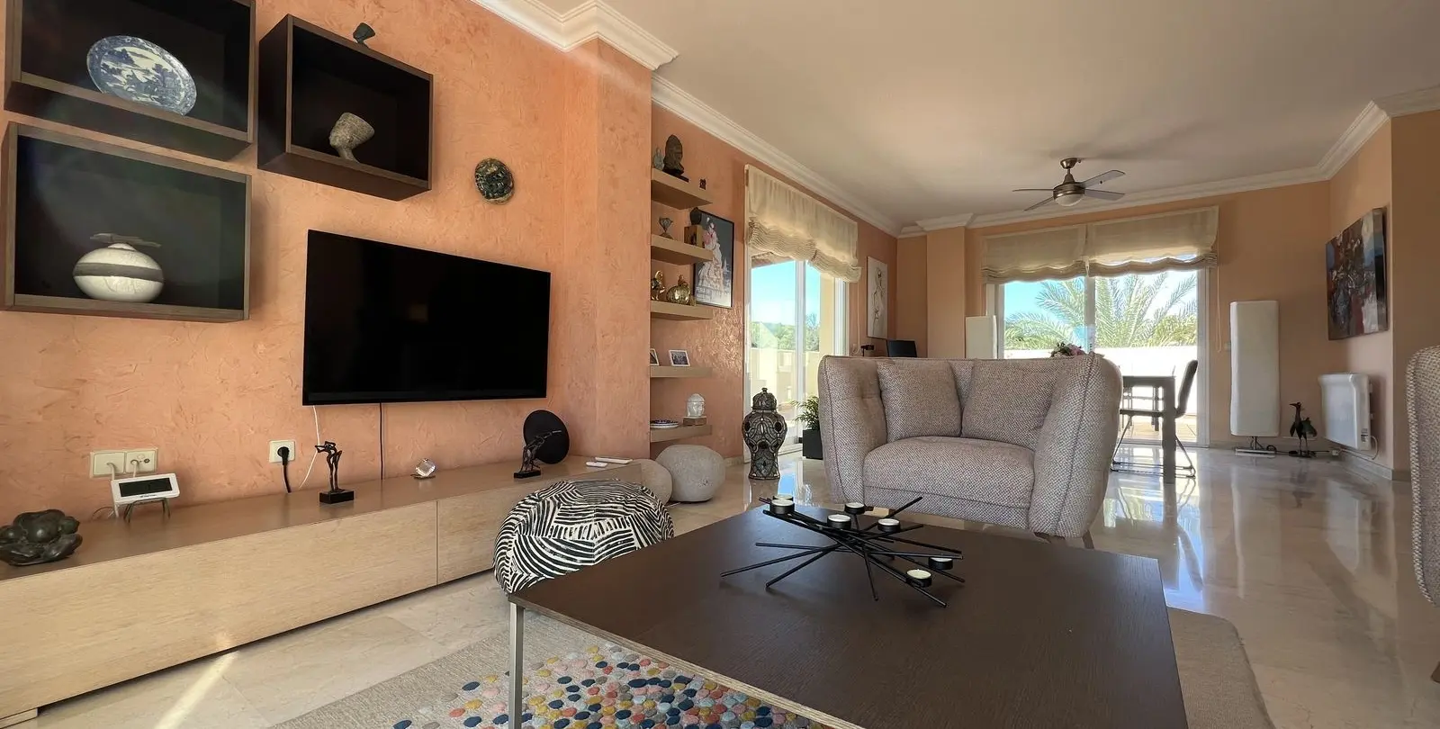Sale of penthouse in La Cala Hills 2