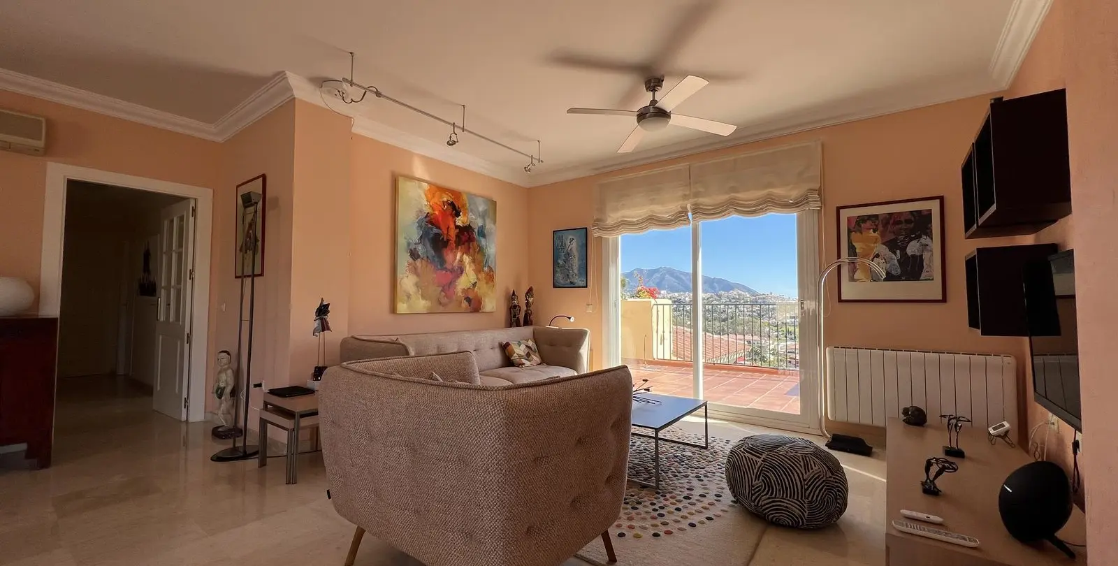 Sale of penthouse in La Cala Hills 5