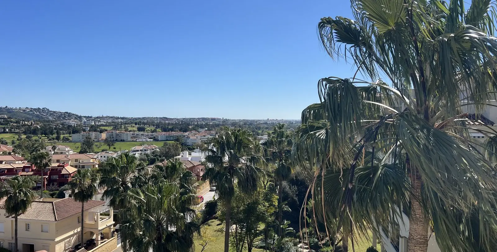 Sale of penthouse in La Cala Hills 38