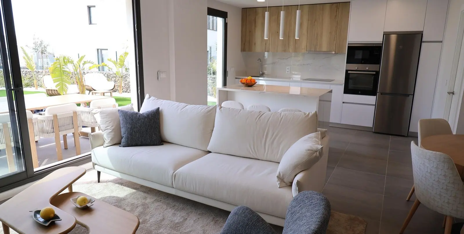 Продажа дома на две семьи в Riviera del Sol 4