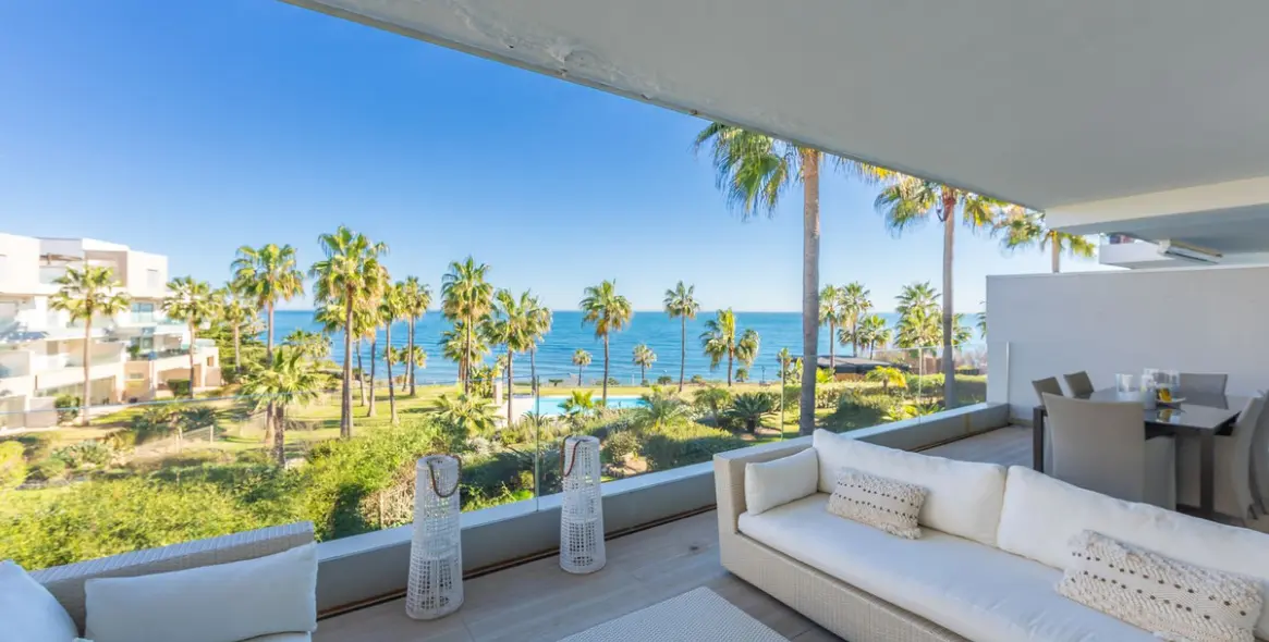 Sale of middle floor apartment in Estepona 9