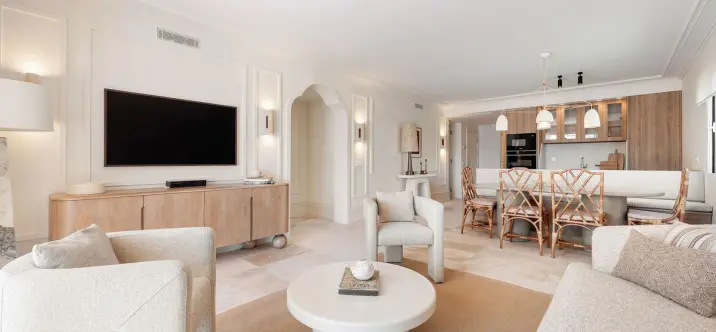 Продажа апартаментов на первом этаже в Nueva Andalucía 0