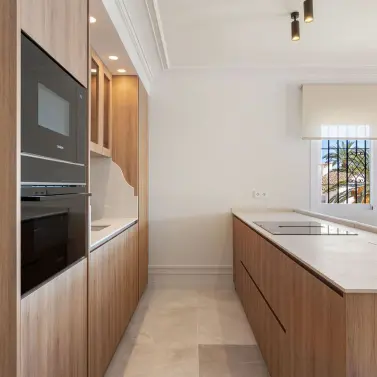 Продажа апартаментов на первом этаже в Nueva Andalucía