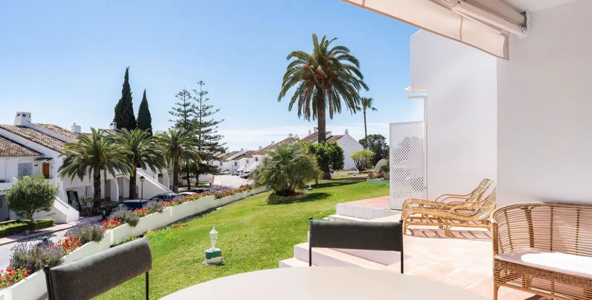 Продажа апартаментов на первом этаже в Nueva Andalucía 13