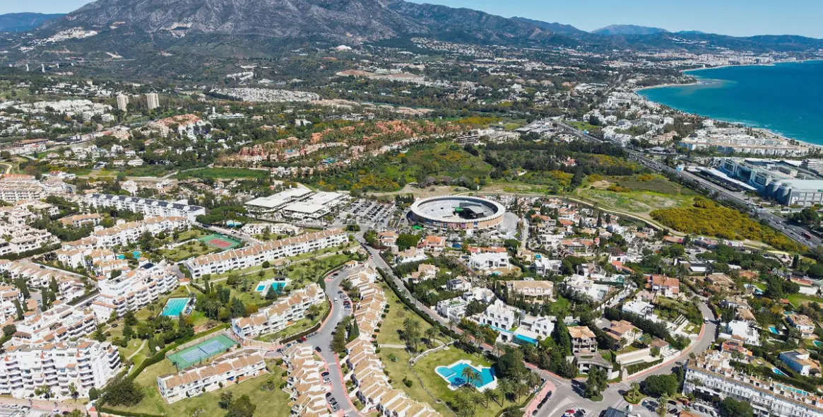 Продажа апартаментов на первом этаже в Nueva Andalucía 30