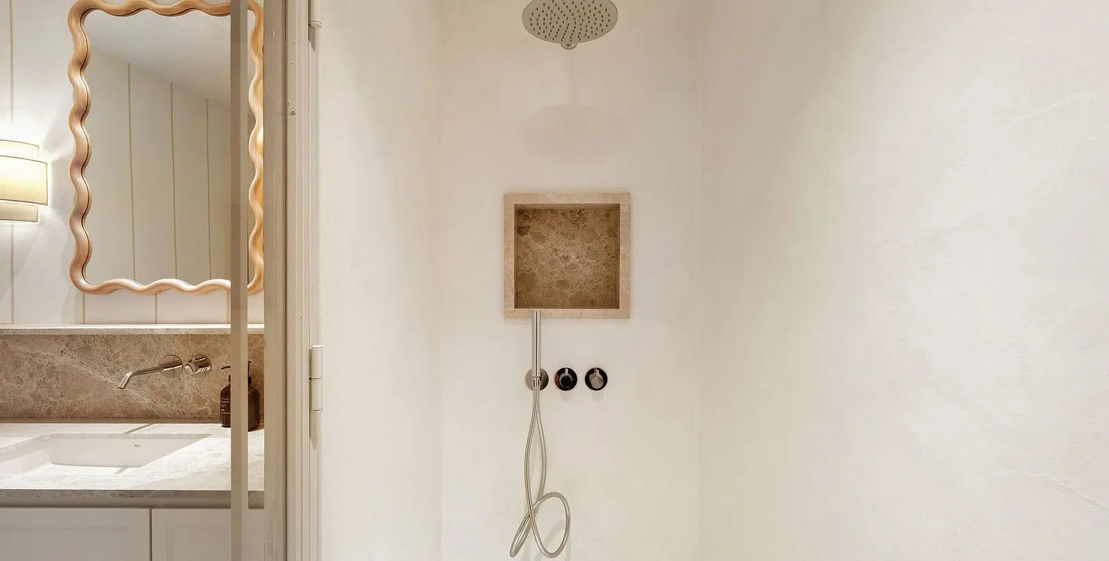 Venta de apartamento en planta baja en Nueva Andalucía 21