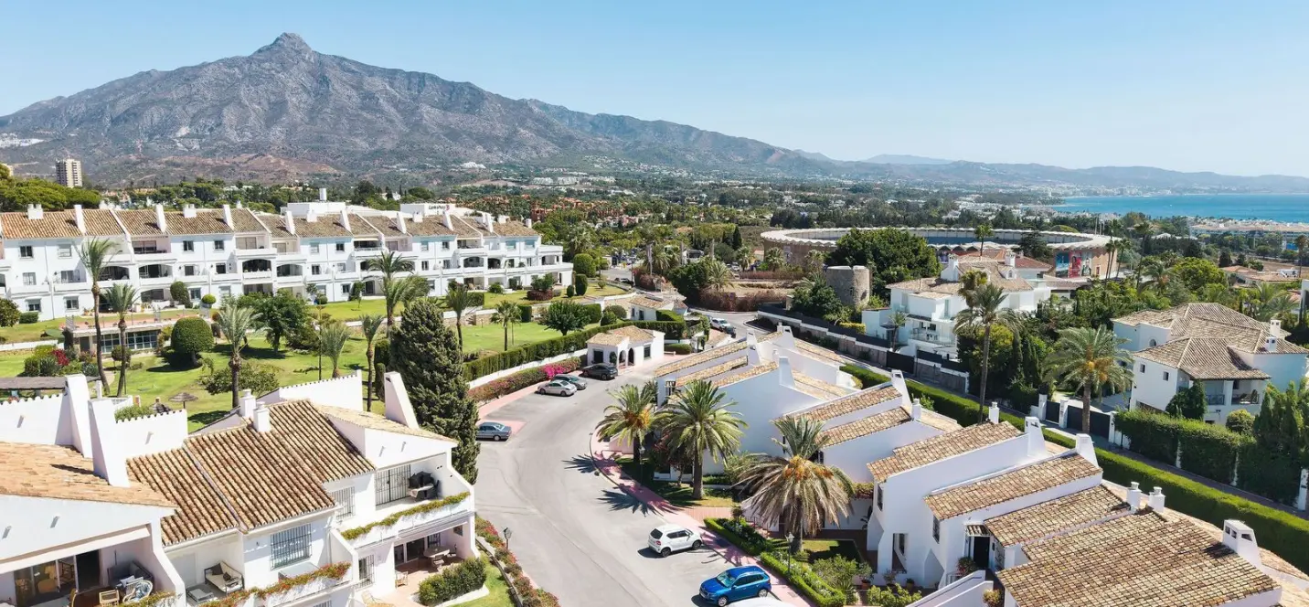 Venta de apartamento en planta baja en Nueva Andalucía 0