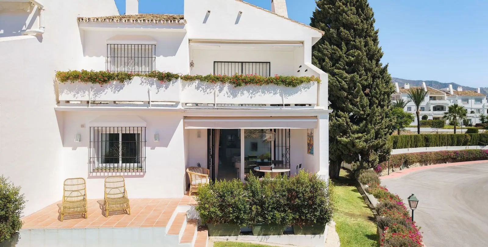 Venta de apartamento en planta baja en Nueva Andalucía 26