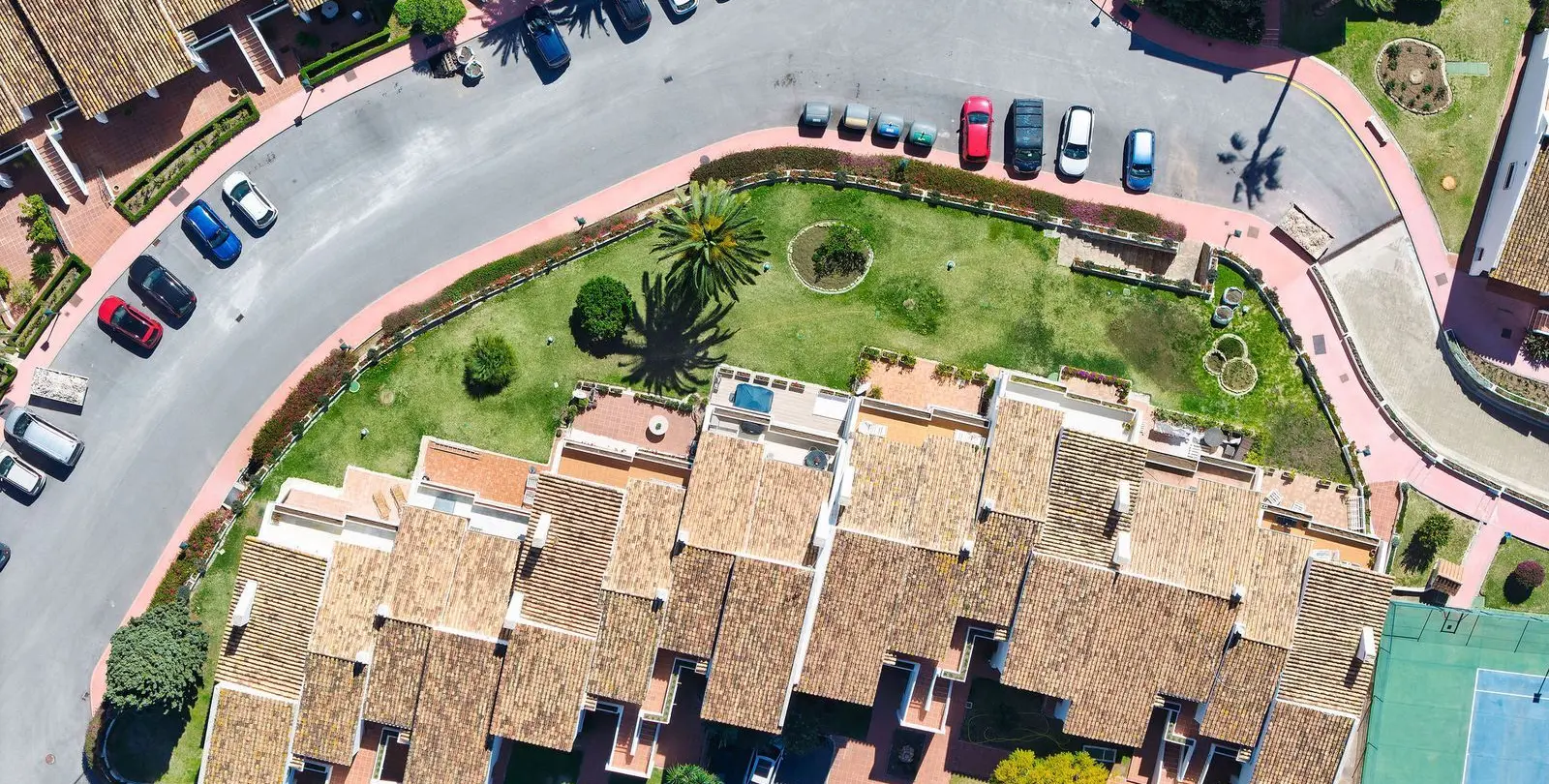 Venta de apartamento en planta baja en Nueva Andalucía 31