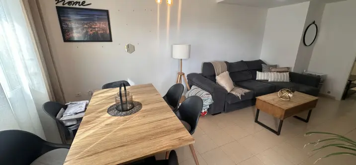 Sale of middle floor apartment in Alhaurín de la Torre 2