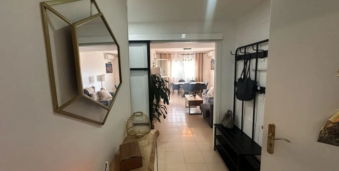 Sale of middle floor apartment in Alhaurín de la Torre 8