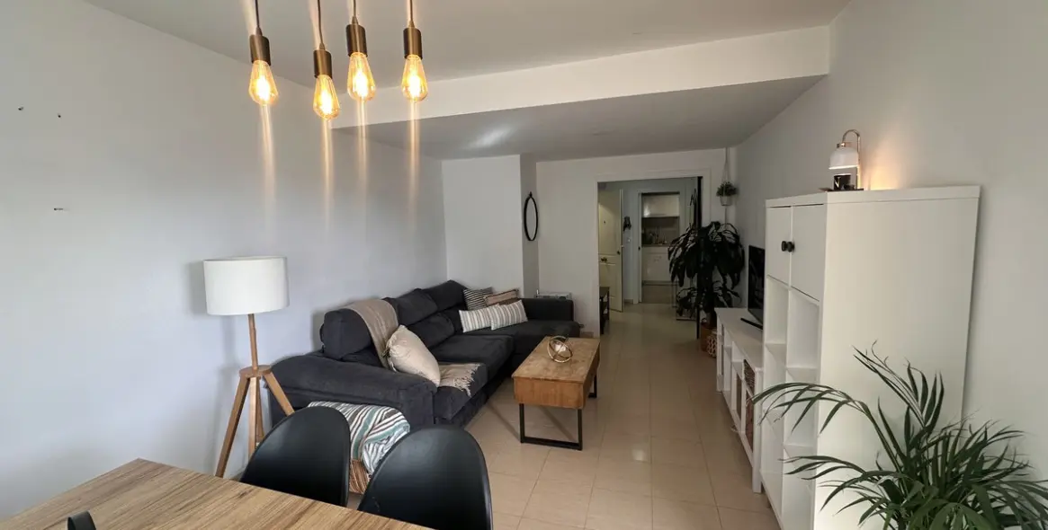 Sale of middle floor apartment in Alhaurín de la Torre 9