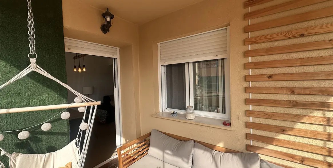 Sale of middle floor apartment in Alhaurín de la Torre 12