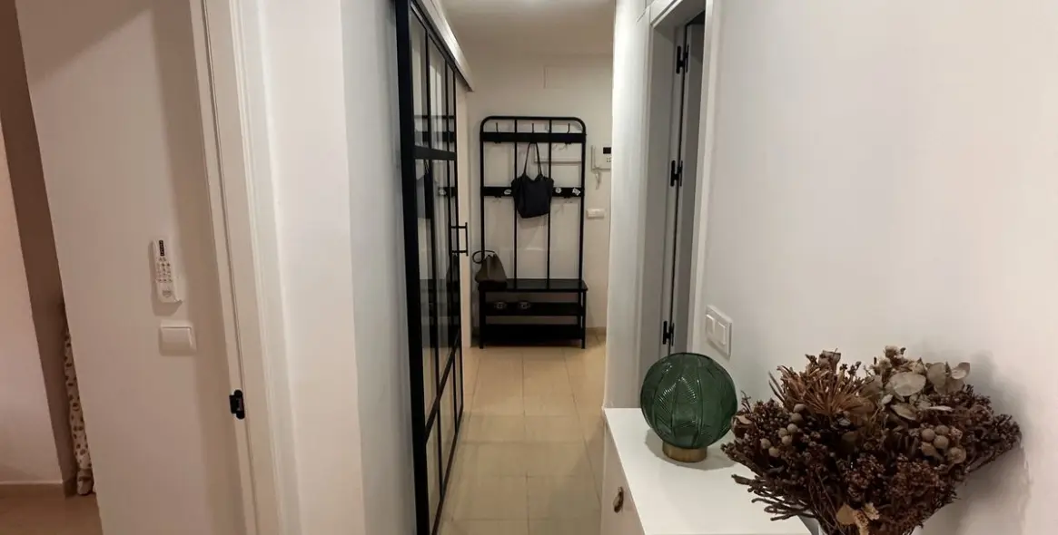 Sale of middle floor apartment in Alhaurín de la Torre 22