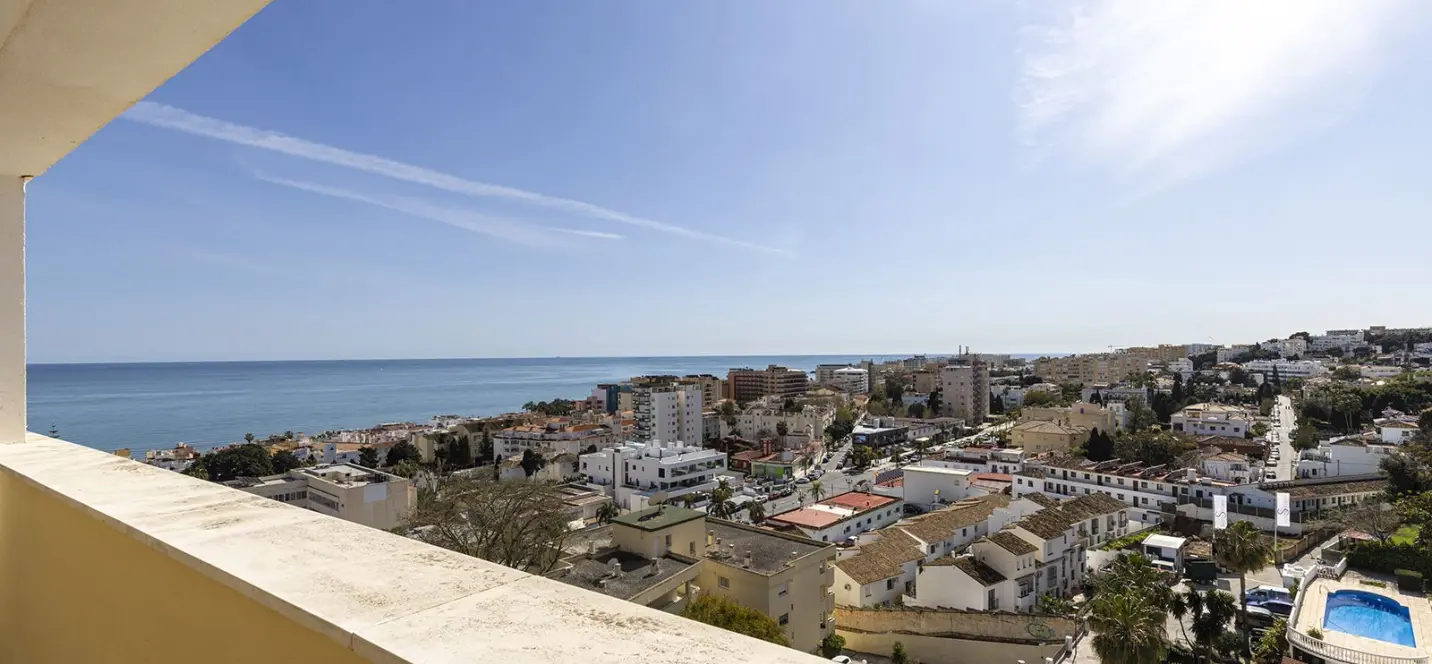 Sale of penthouse in La Carihuela 0