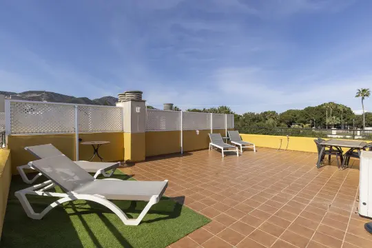Image 7 thumb