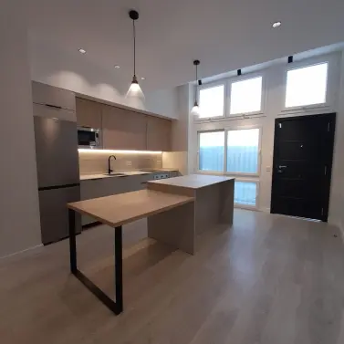 Продажа апартаментов на первом этаже в Málaga