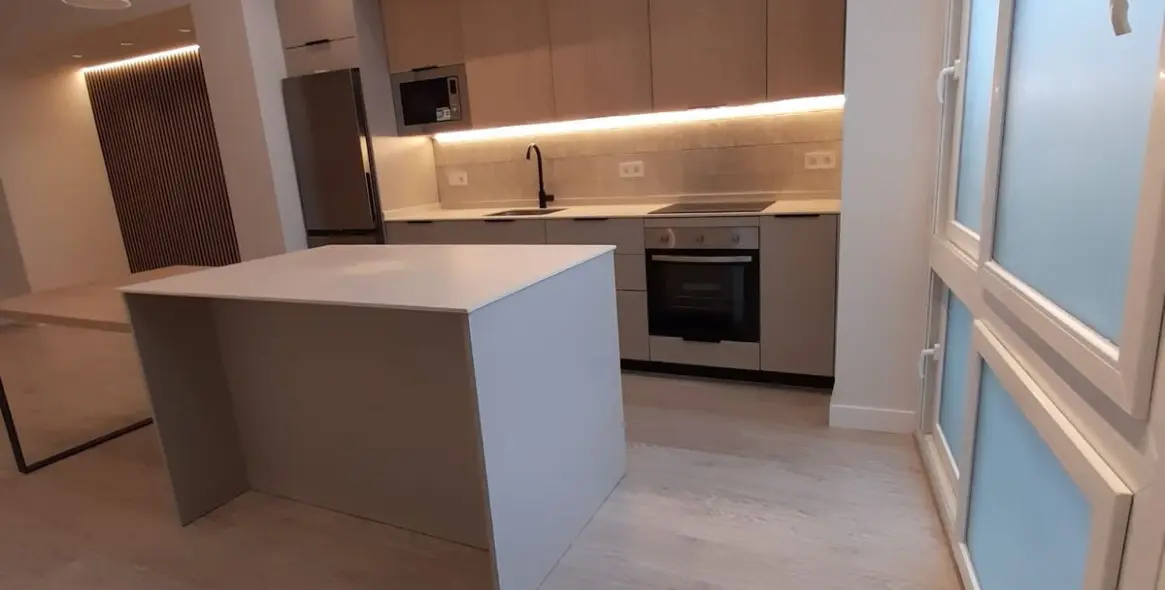 Продажа апартаментов на первом этаже в Málaga 5