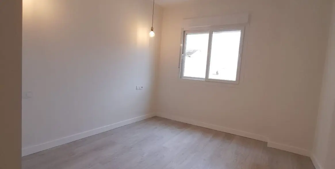 Продажа апартаментов на первом этаже в Málaga 23