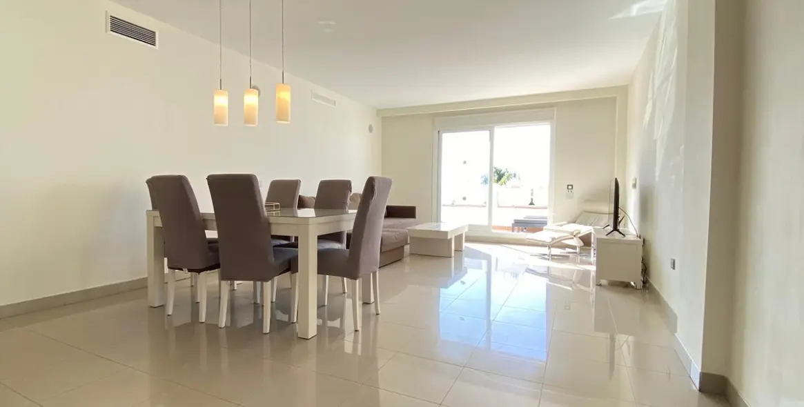 Продажа пентхауса в Estepona 5