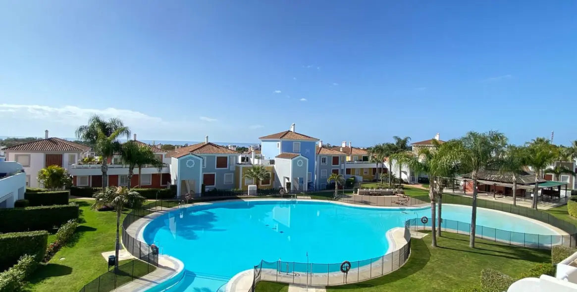 Продажа пентхауса в Estepona 20
