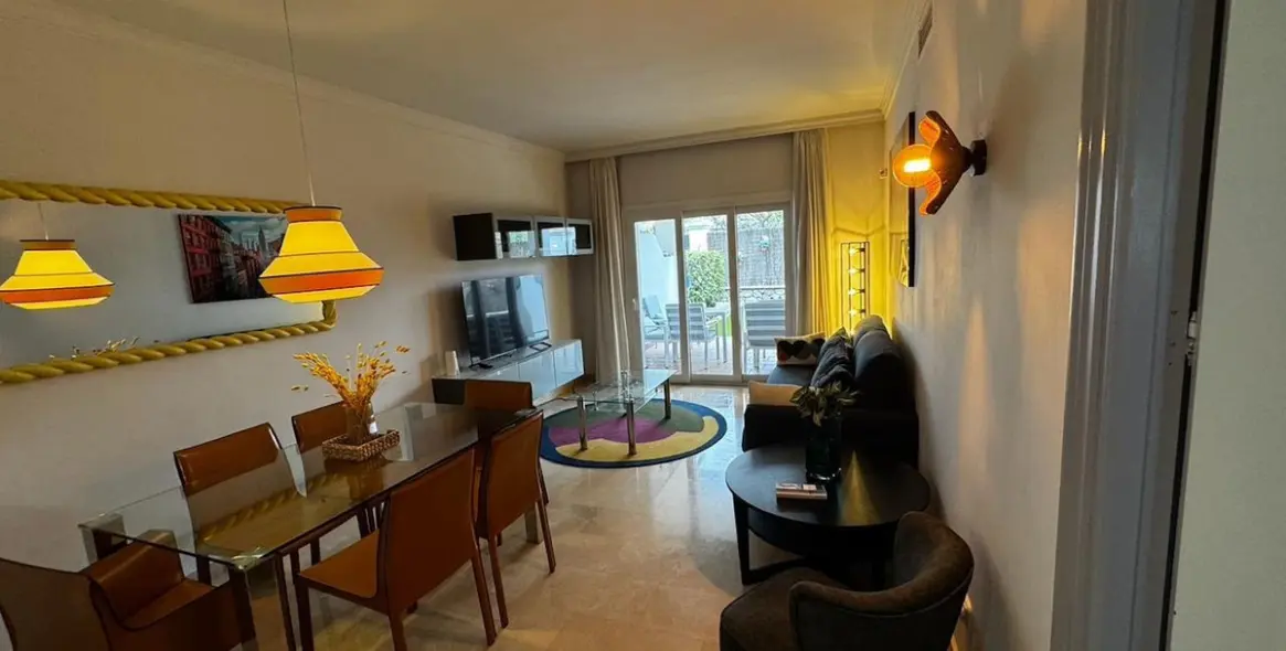 Sale of ground floor apartment in Nueva Andalucía 9