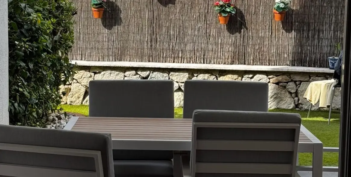 Sale of ground floor apartment in Nueva Andalucía 16