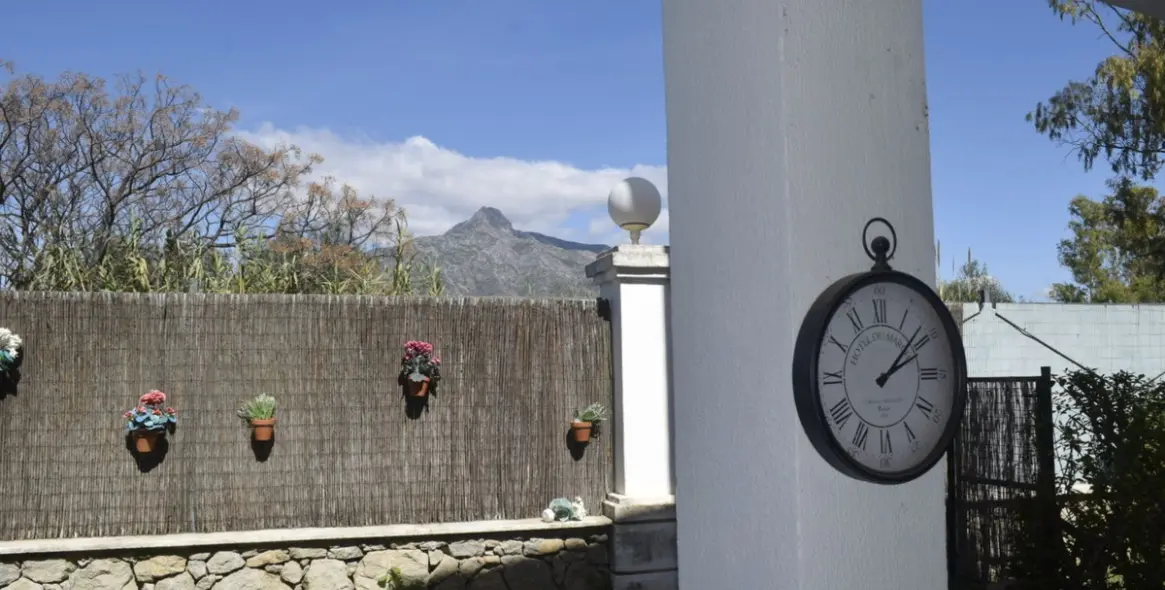 Sale of ground floor apartment in Nueva Andalucía 55