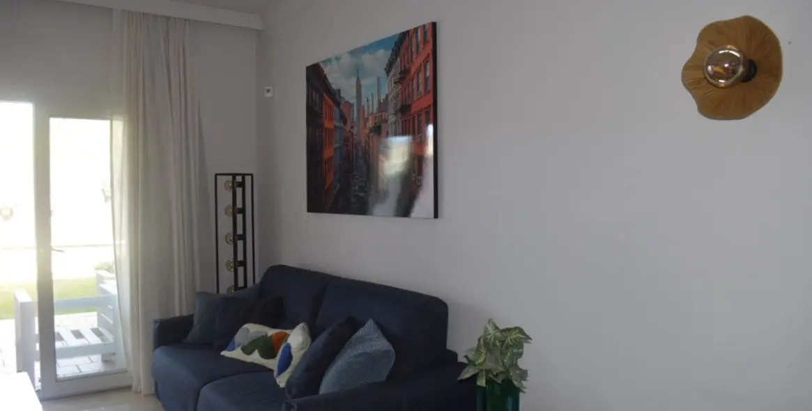 Sale of ground floor apartment in Nueva Andalucía 60