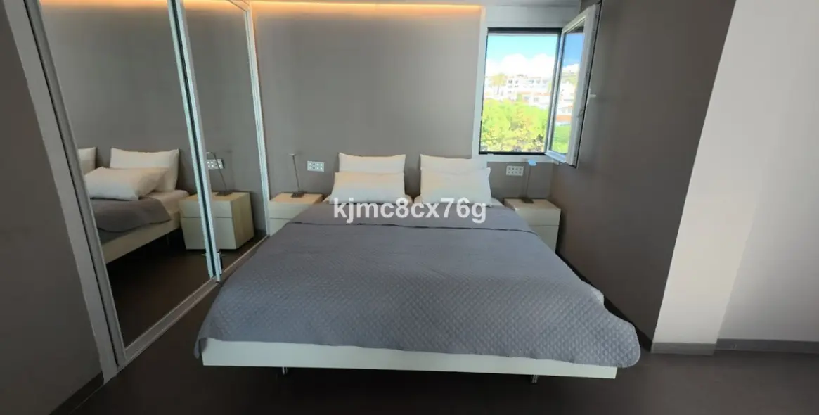 Sale of penthouse in Mijas Costa 11