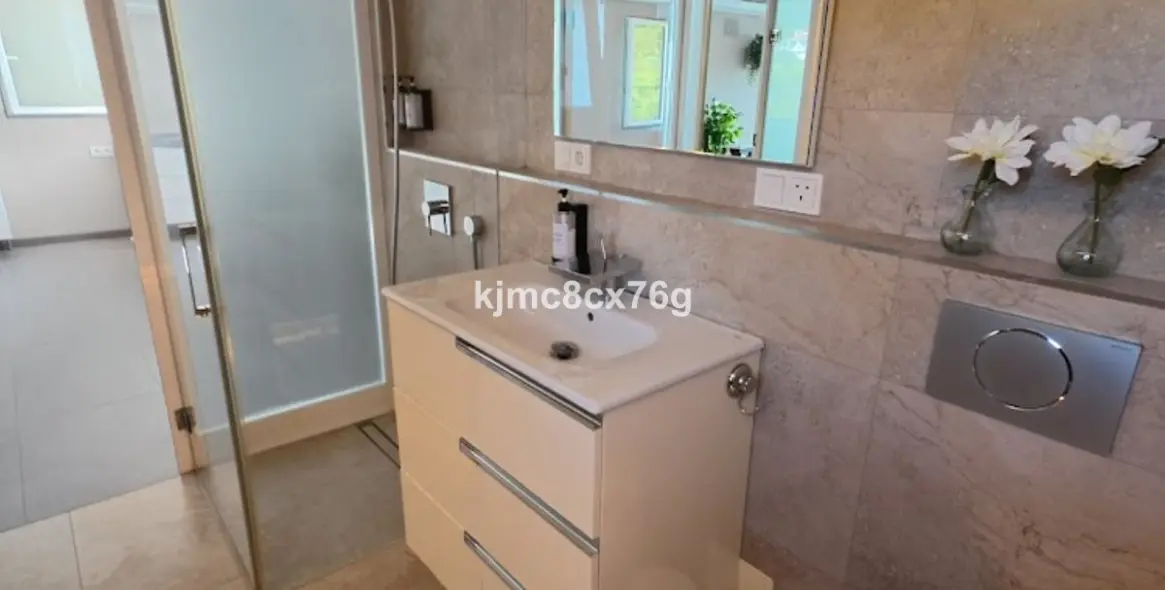 Sale of penthouse in Mijas Costa 14